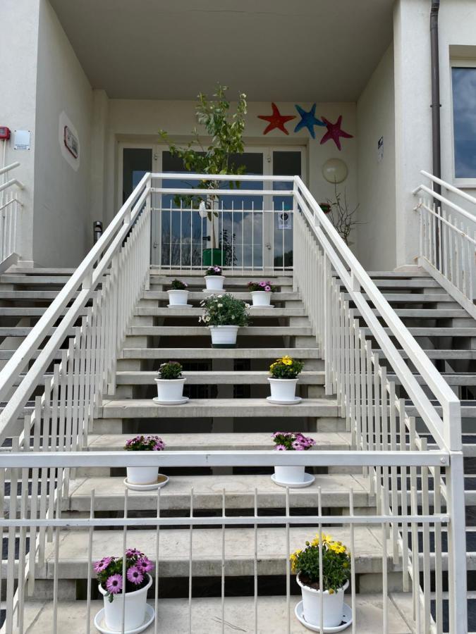 Hotel Amedea Червия Экстерьер фото