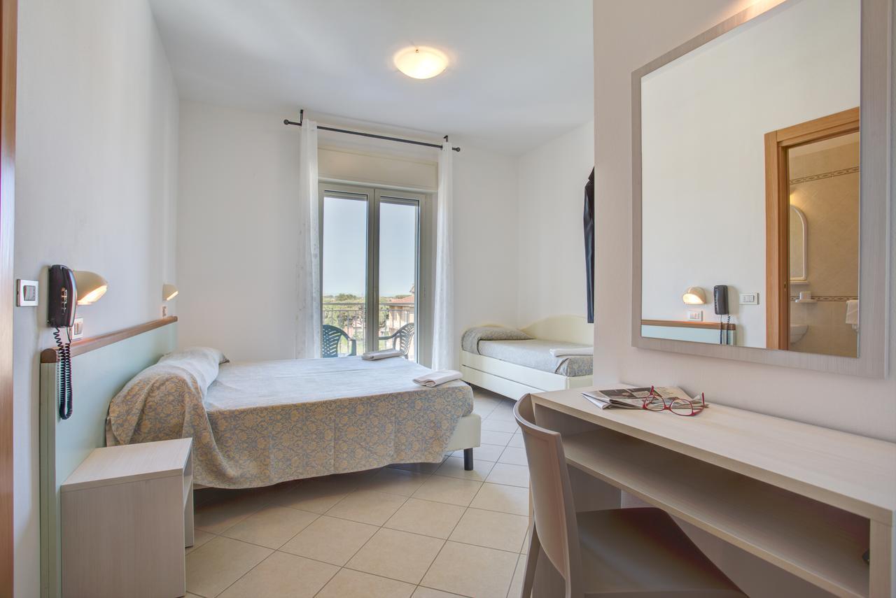 Hotel Amedea Червия Экстерьер фото
